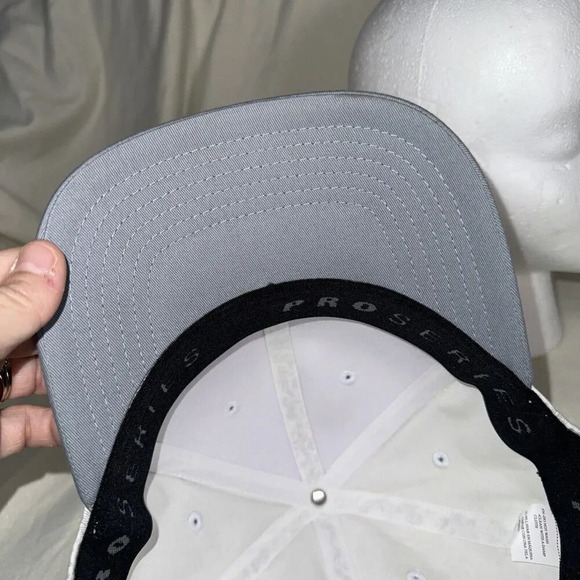 PGA Tour Pro Series Golf Hat Cap Adjustable Moisture Wicking FLORAL  PRINTNWOT - Picture 6 of 6